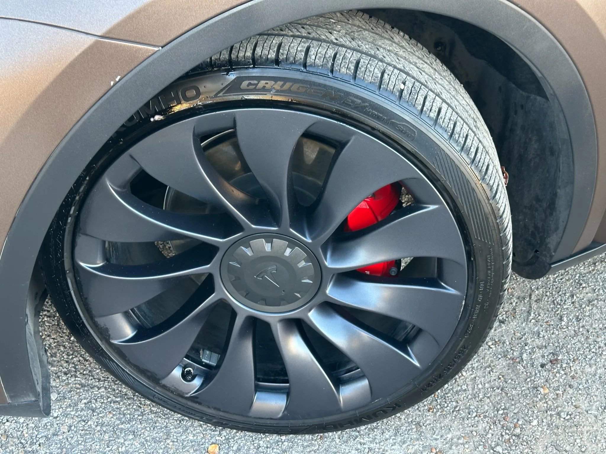 Used 2021 Tesla Model Y Performance image 31