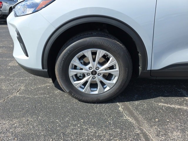 New 2025 Ford Escape Active w/ Tech Pack #1 image 9