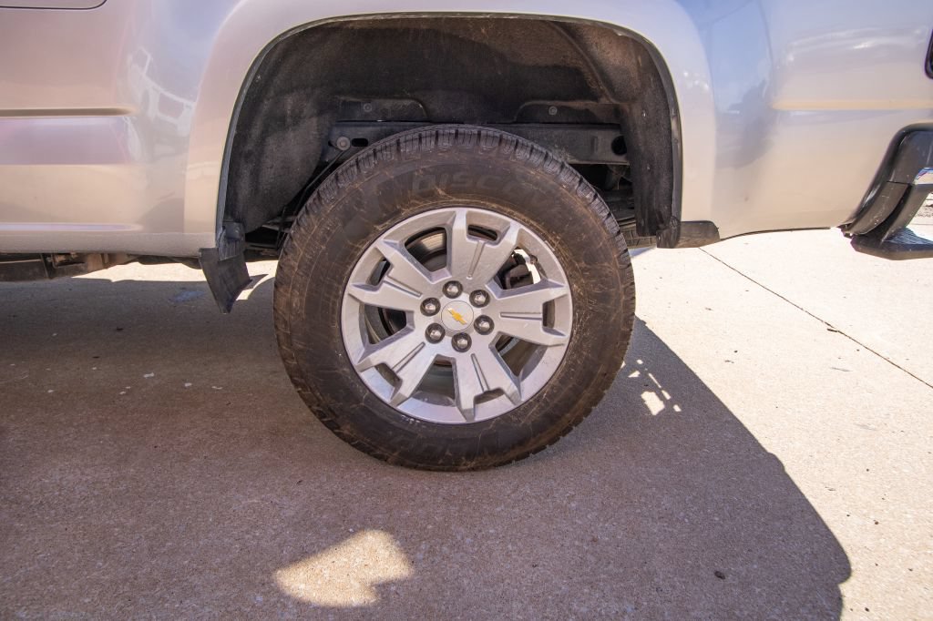 Used 2020 Chevrolet Colorado LT w/ Safety Package RWD image 20