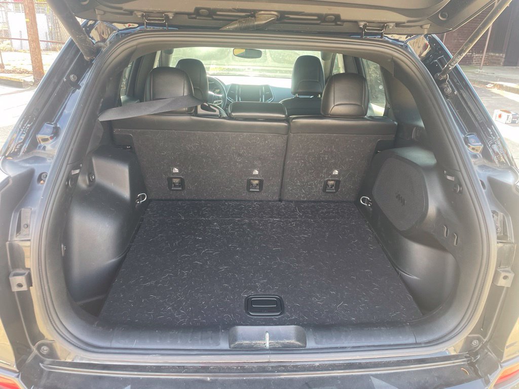 Used 2019 Jeep Cherokee High Altitude AWD/4WD image 4
