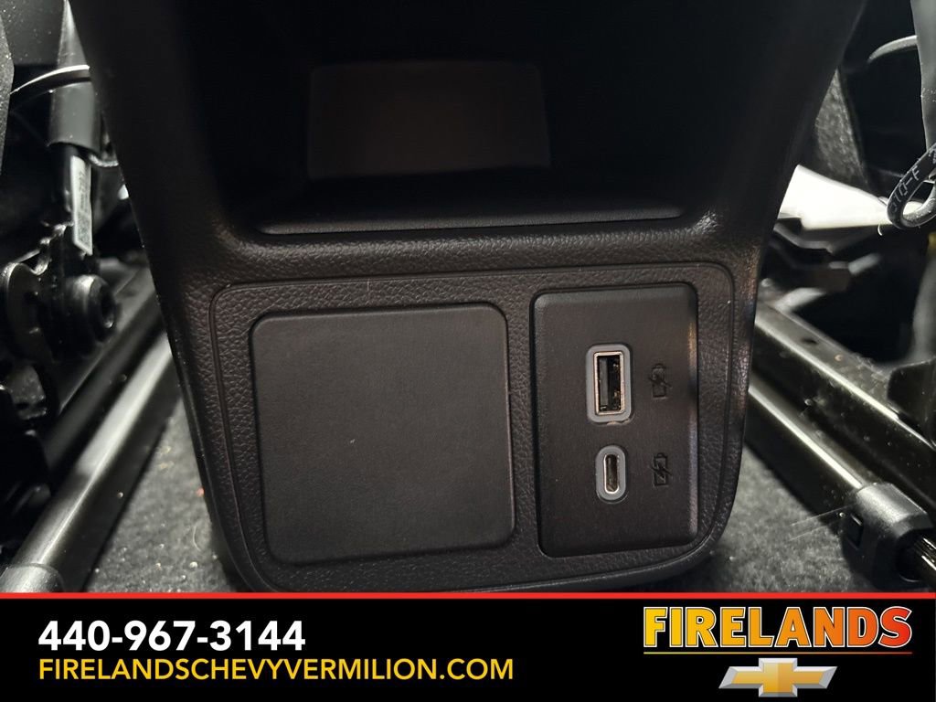 Used 2025 Buick Encore GX Sport Touring FWD image 35