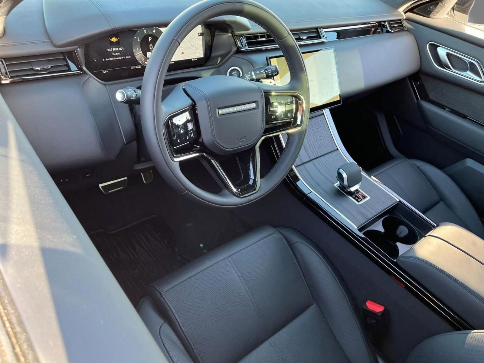 New 2026 Land Rover Range Rover Velar Autobiography image 20