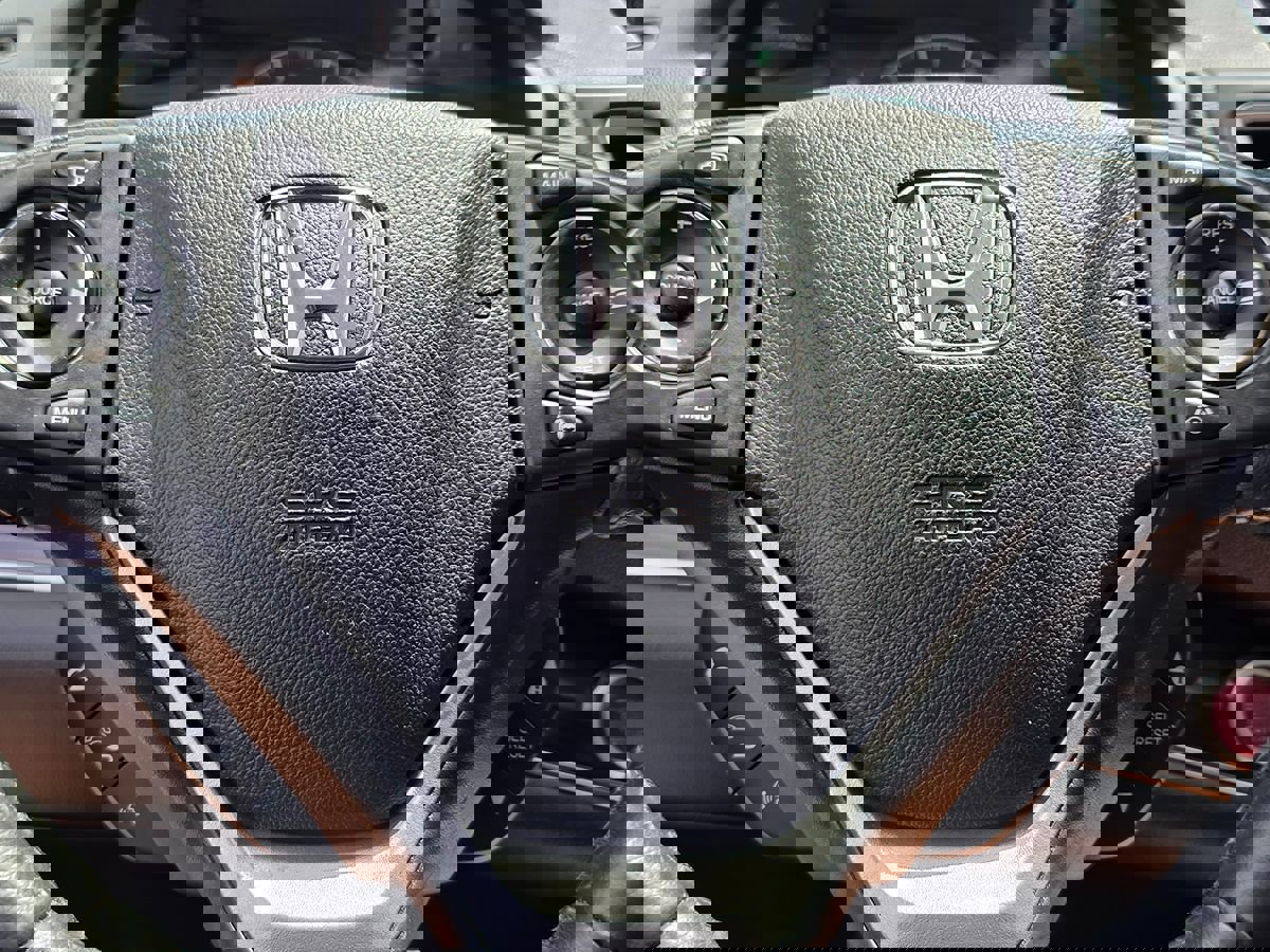 Used 2015 Honda CR-V Touring image 29