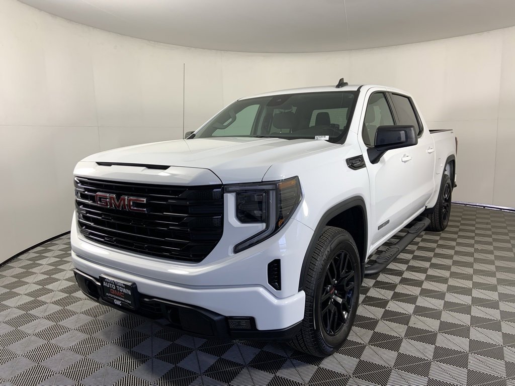 Used 2025 GMC Sierra 1500 Elevation image 5