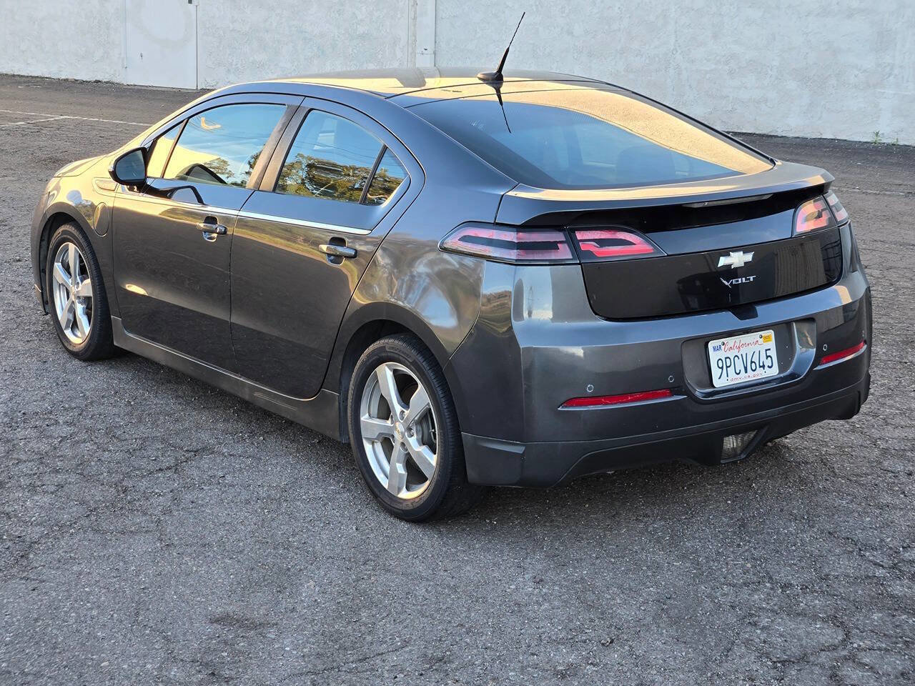 Used 2011 Chevrolet Volt Premium w/ Premium Trim Package image 11