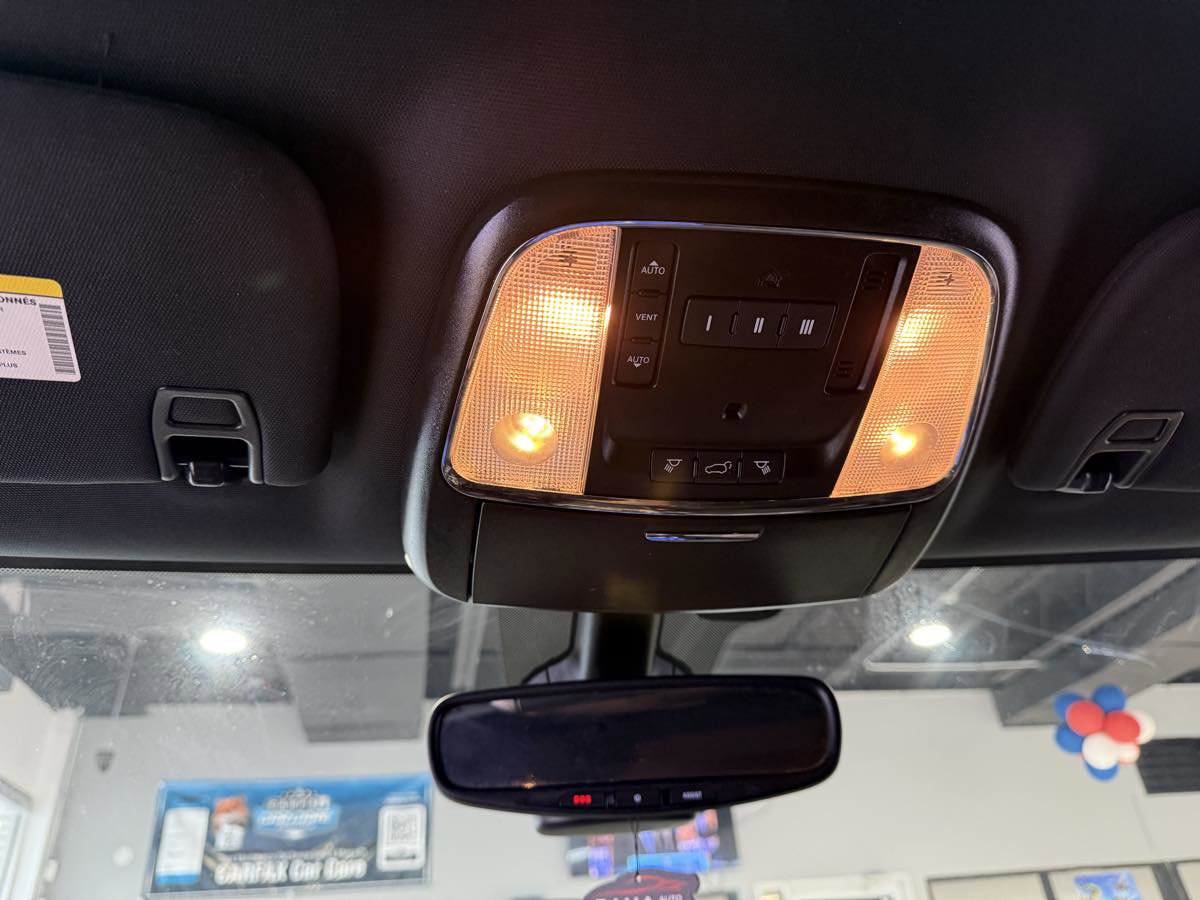 Used 2021 Jeep Grand Cherokee Trailhawk AWD/4WD image 31