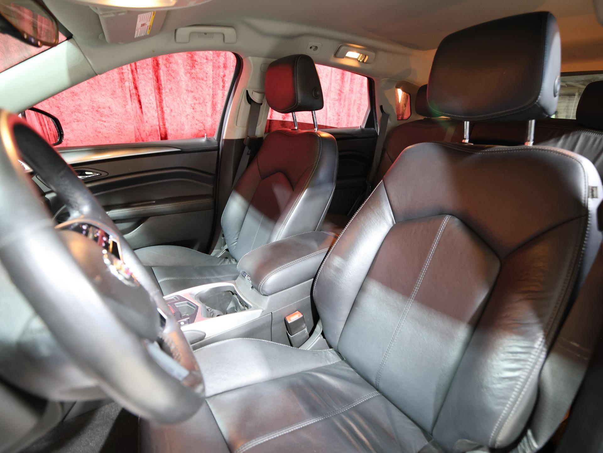 Used 2016 Cadillac SRX FWD image 12