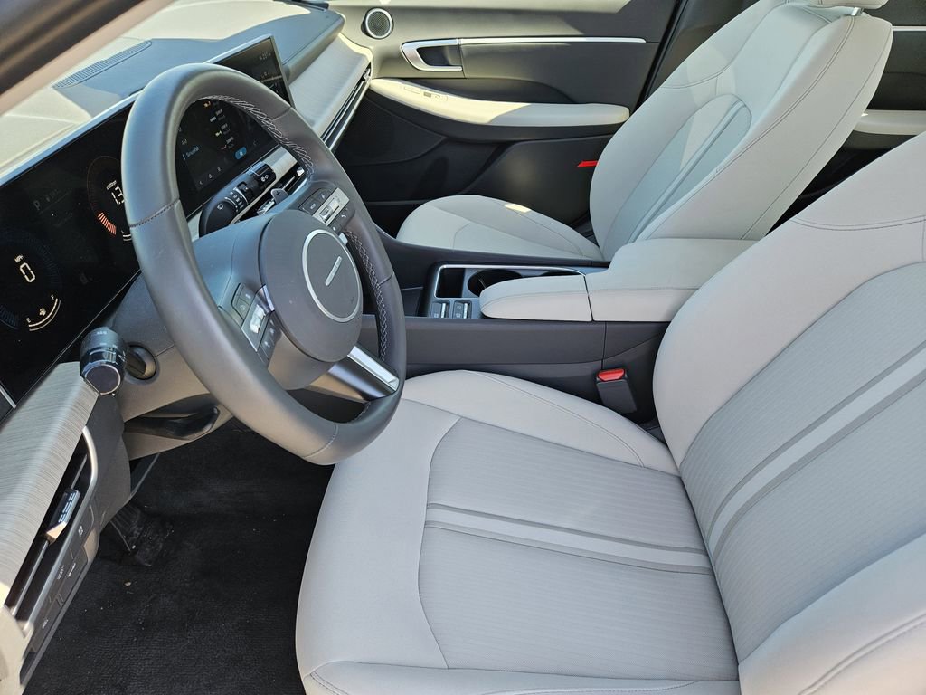 Used 2025 Hyundai Sonata SEL image 10