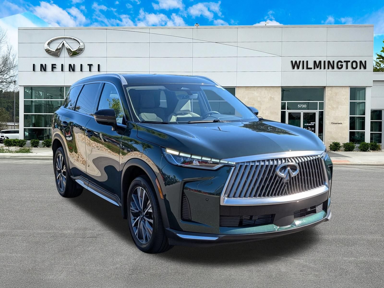 Used 2026 INFINITI QX60 Luxe w/ Cargo Package AWD/4WD image 1