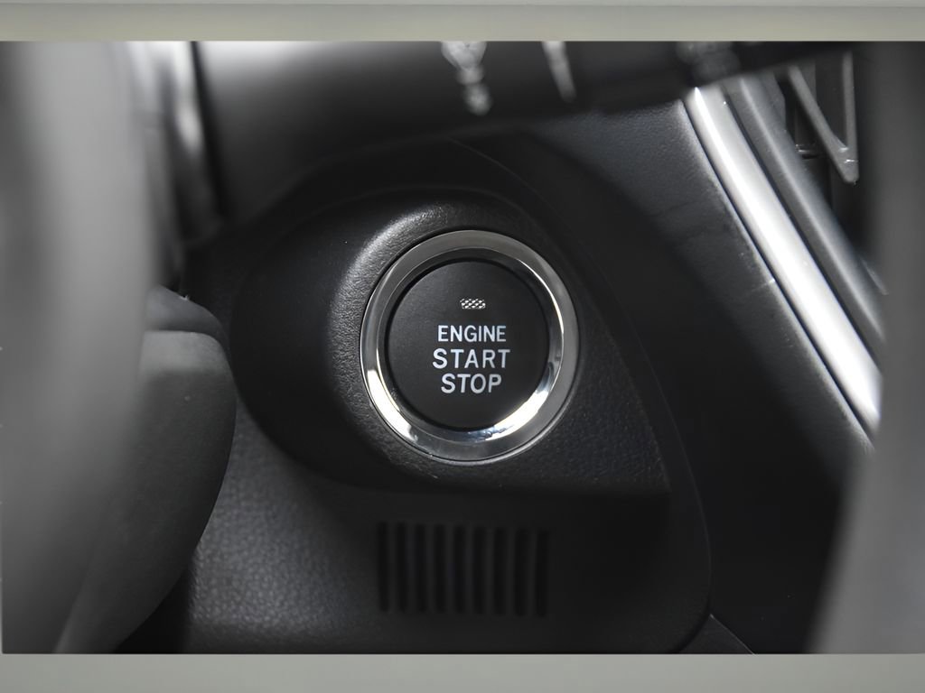 Used 2025 Subaru Impreza 2.0i Sport image 32