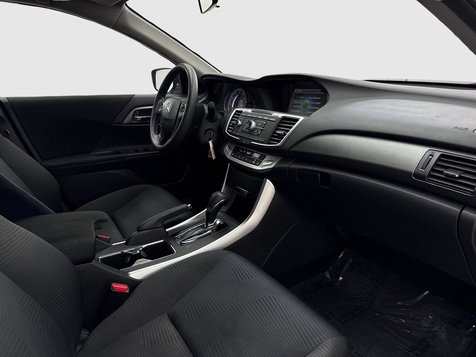 Used 2015 Honda Accord LX image 39