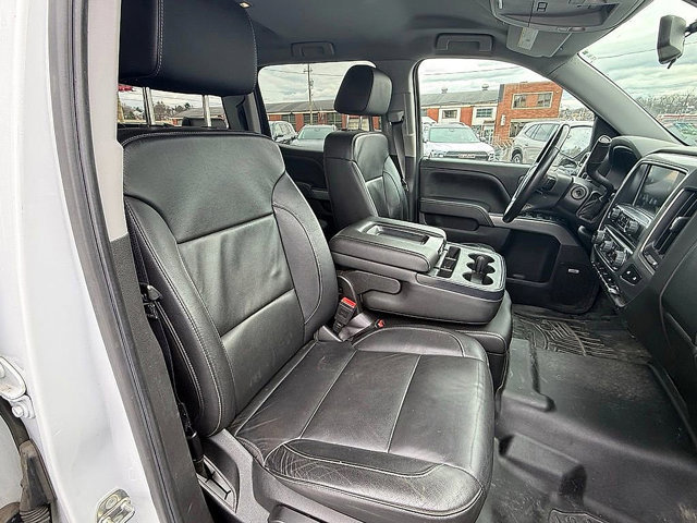 Used 2018 Chevrolet Silverado 1500 LT w/ All Star Edition image 21
