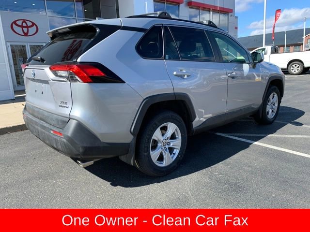 Used 2020 Toyota RAV4 XLE w/ XLE Grade Weather Package AWD/4WD video 3