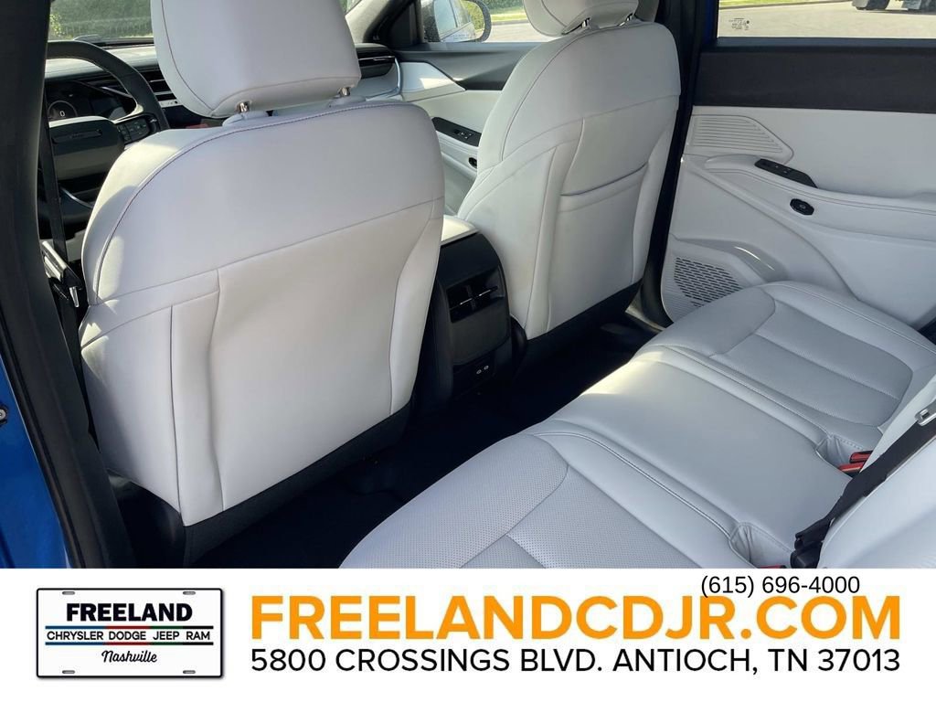 New 2026 Jeep Cherokee Limited image 19