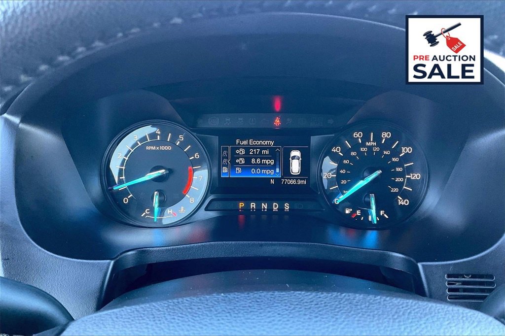 Used 2018 Ford Explorer XLT image 20