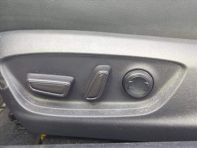 Certified 2020 Toyota Camry XLE w/ Driver Assist Package image 13