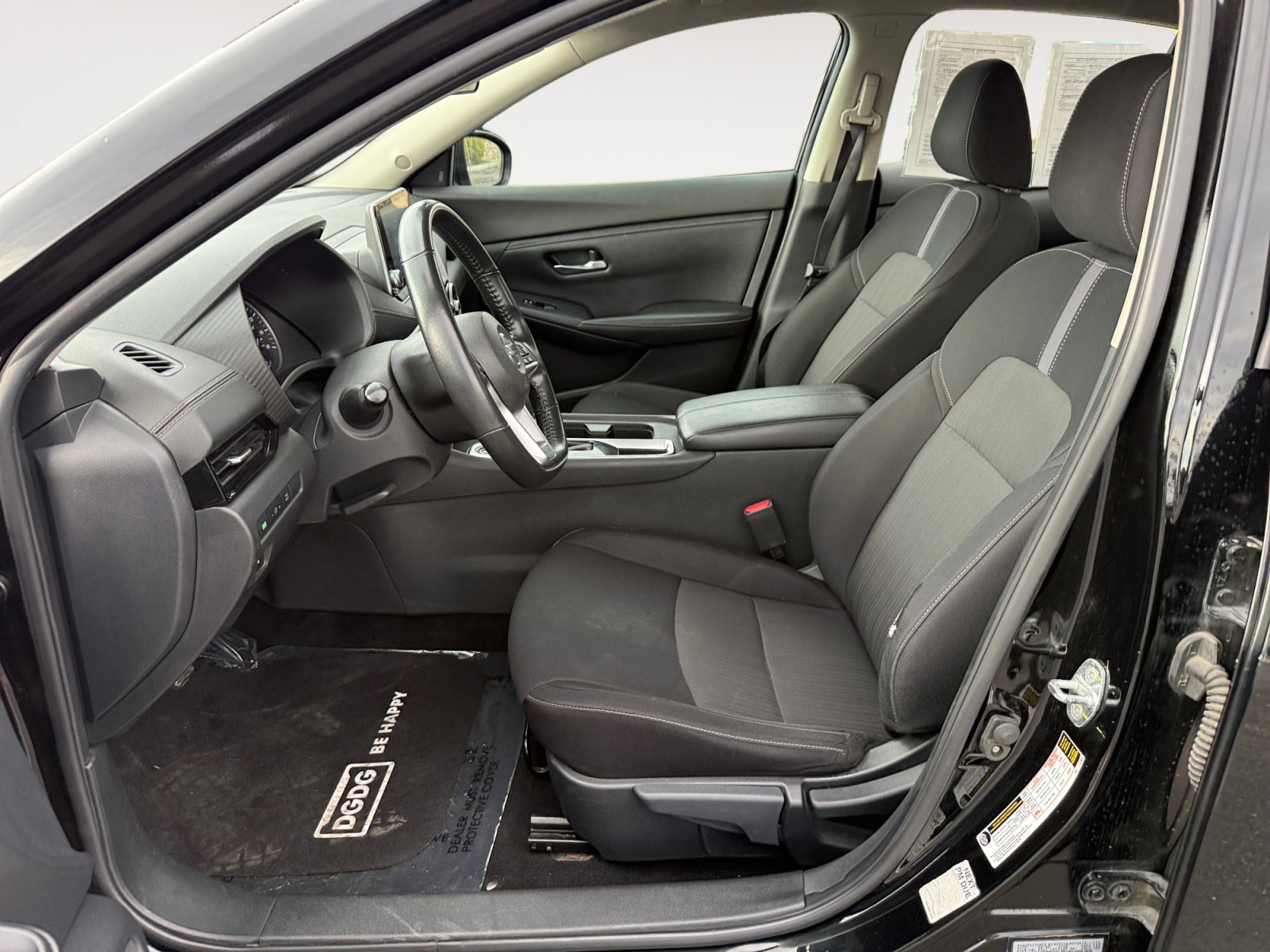 Used 2022 Nissan Sentra SV image 10