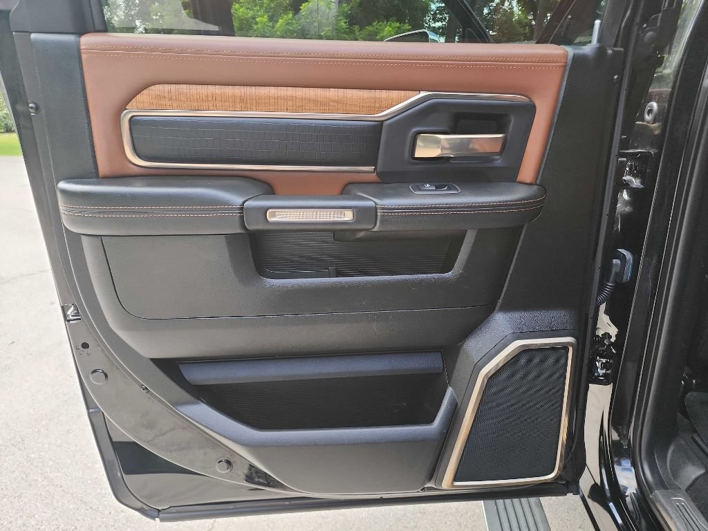 Used 2019 RAM 2500 Limited AWD/4WD image 30