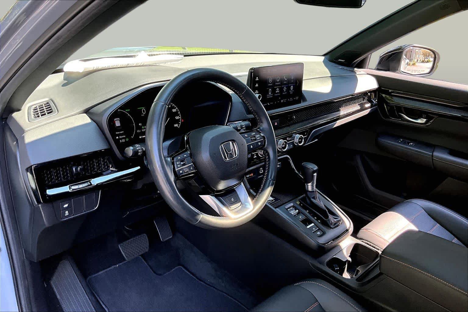Used 2024 Honda CR-V Sport Touring image 18