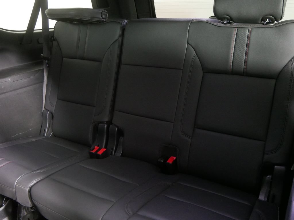 Used 2023 Chevrolet Suburban RST w/ Luxury Package AWD/4WD image 19