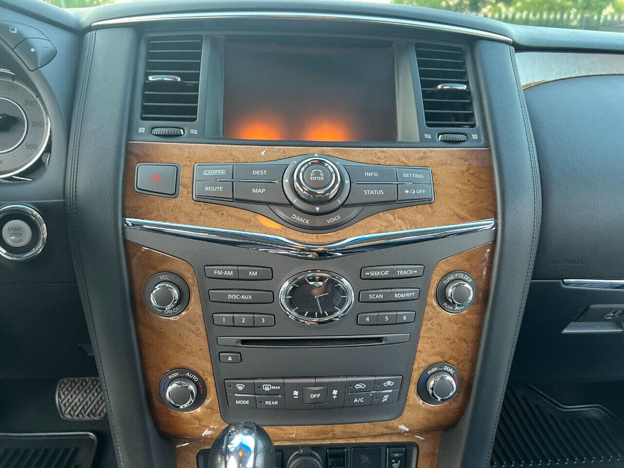 Used 2014 INFINITI QX80 4WD w/ Theater Package image 27