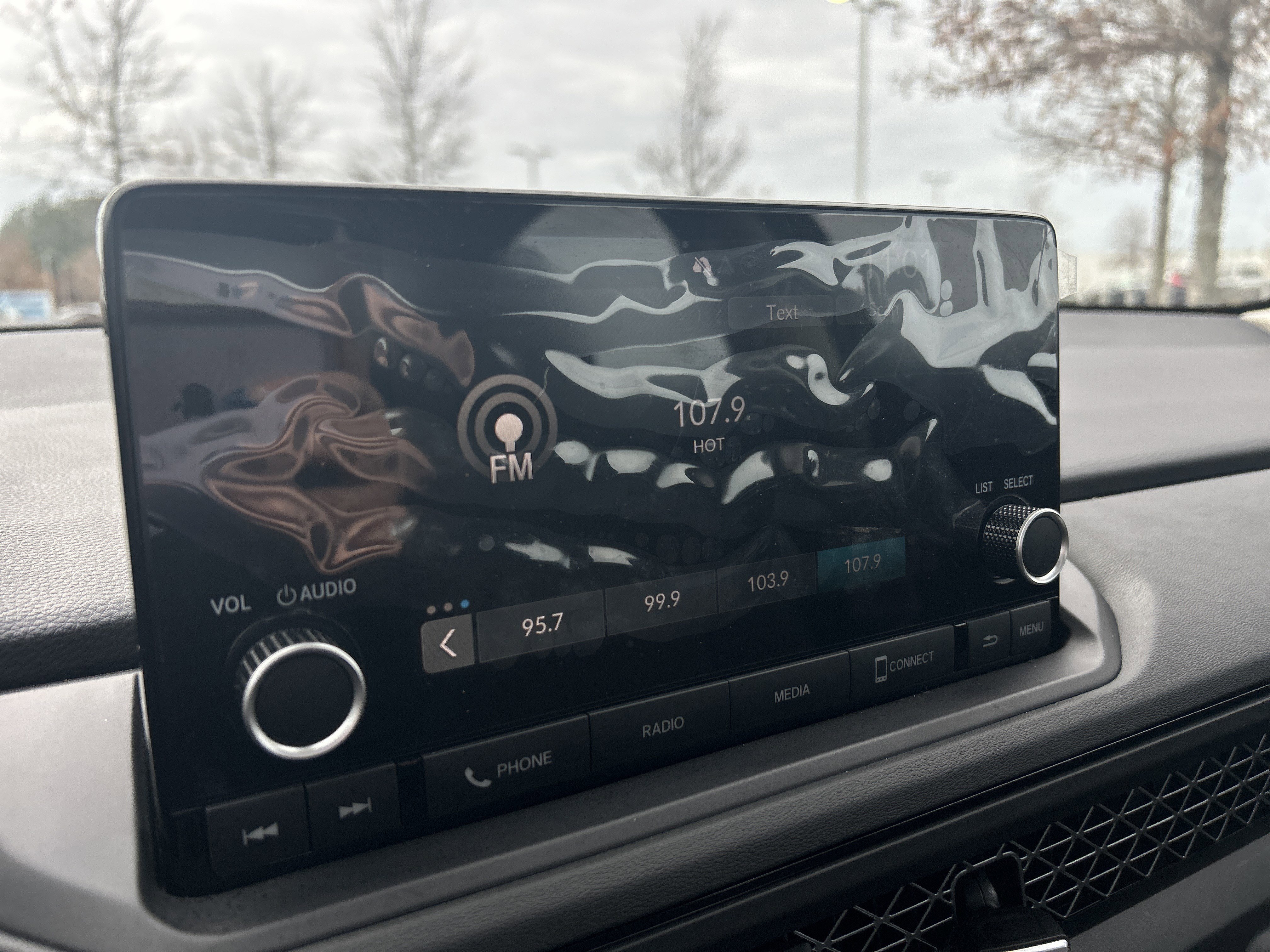 Used 2023 Honda Accord EX image 13