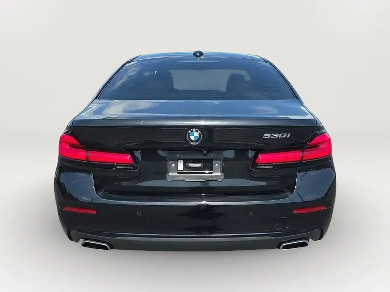 Used 2021 BMW 530i w/ Premium Package RWD image 8