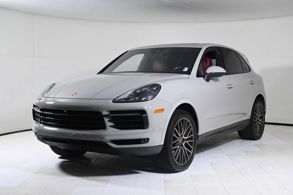 Certified 2022 Porsche Cayenne image 1