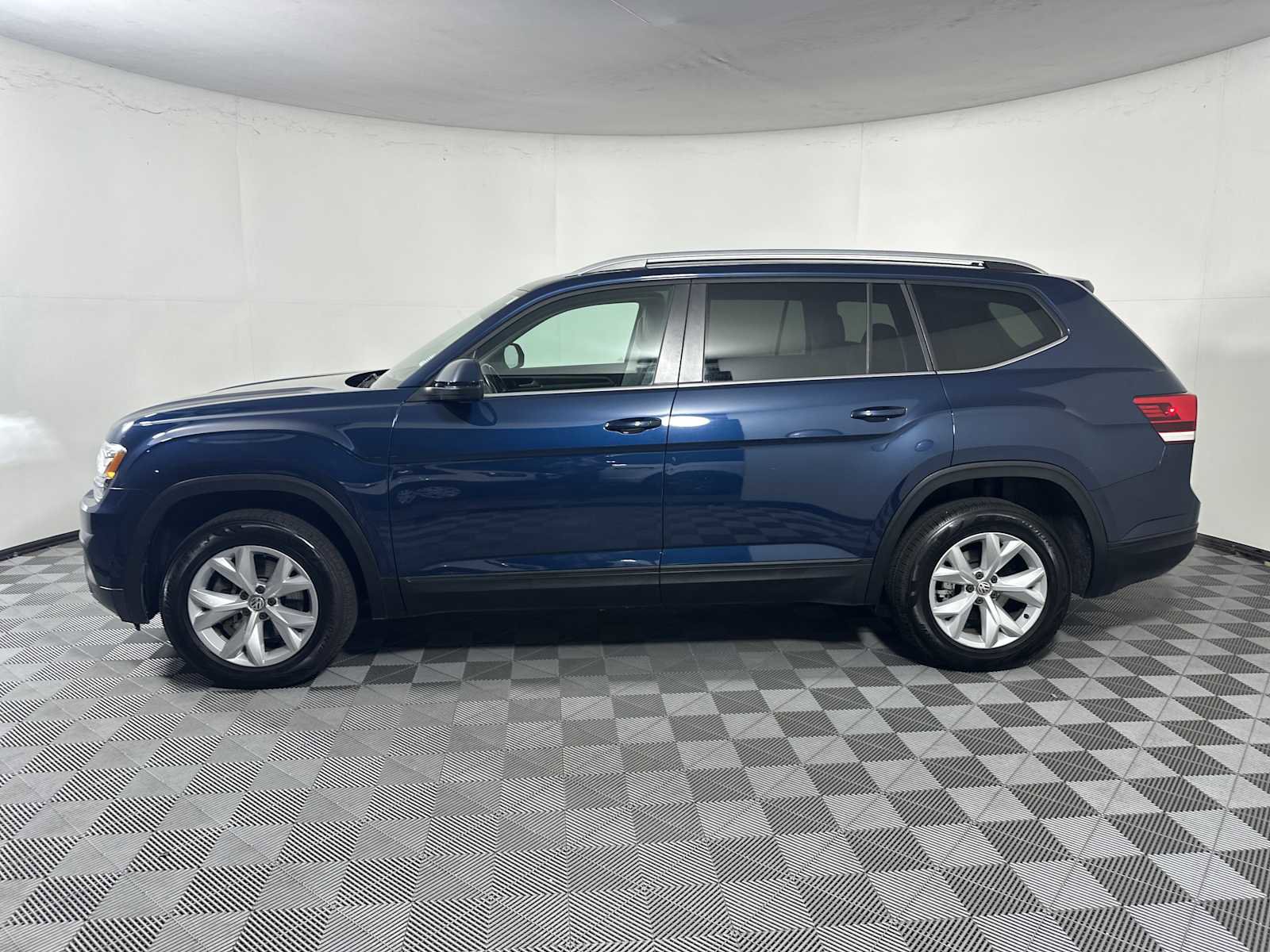 Used 2019 Volkswagen Atlas SE image 4