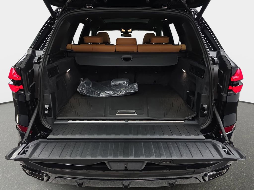 New 2026 BMW X5 xDrive50e w/ M Sport Package image 12