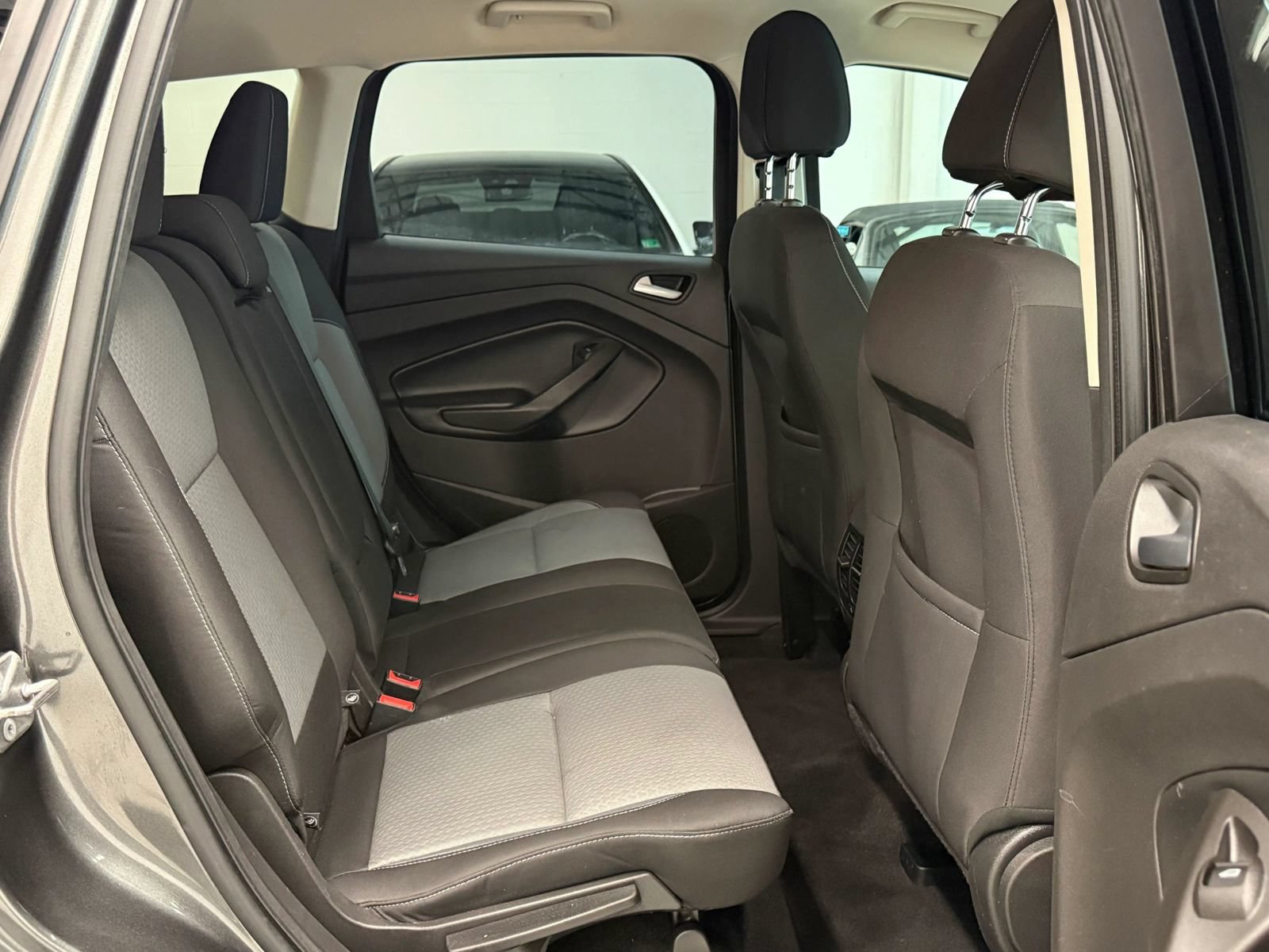 Used 2017 Ford Escape SE AWD/4WD image 22