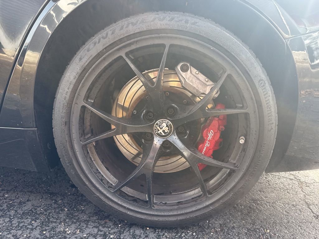 Used 2018 Alfa Romeo Giulia Quadrifoglio image 24