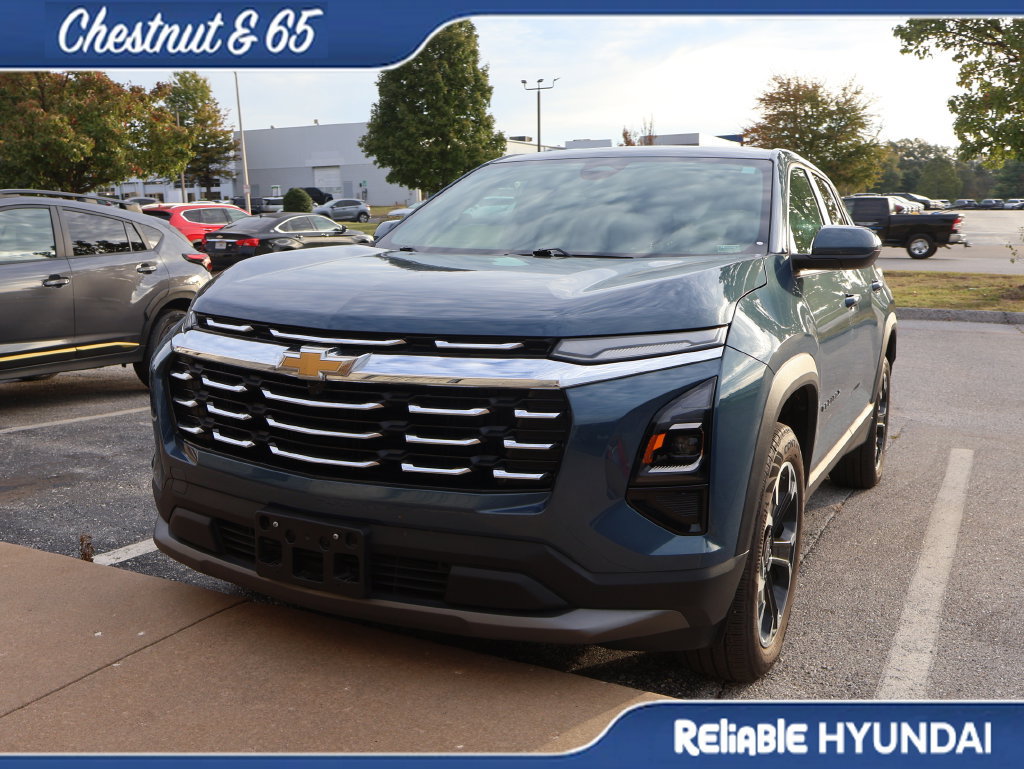 Used 2025 Chevrolet Equinox LT AWD/4WD image 9
