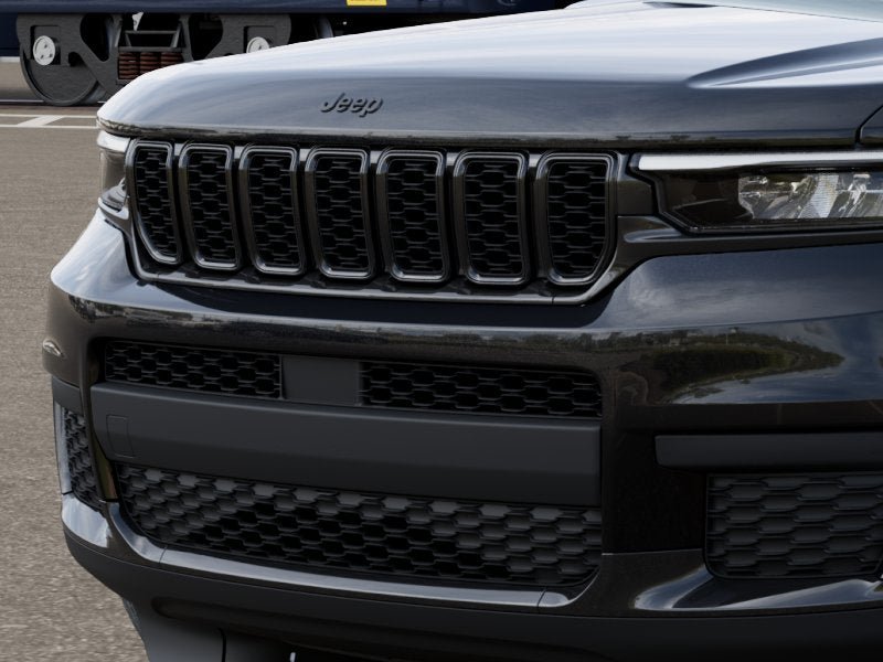 New 2025 Jeep Grand Cherokee L Altitude AWD/4WD image 26