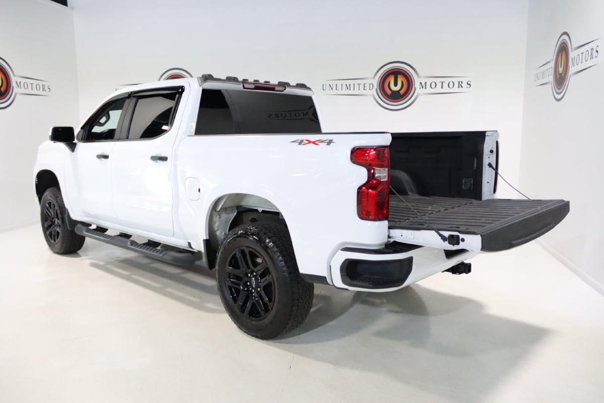Used 2023 Chevrolet Silverado 1500 Custom w/ Rally Edition AWD/4WD image 30
