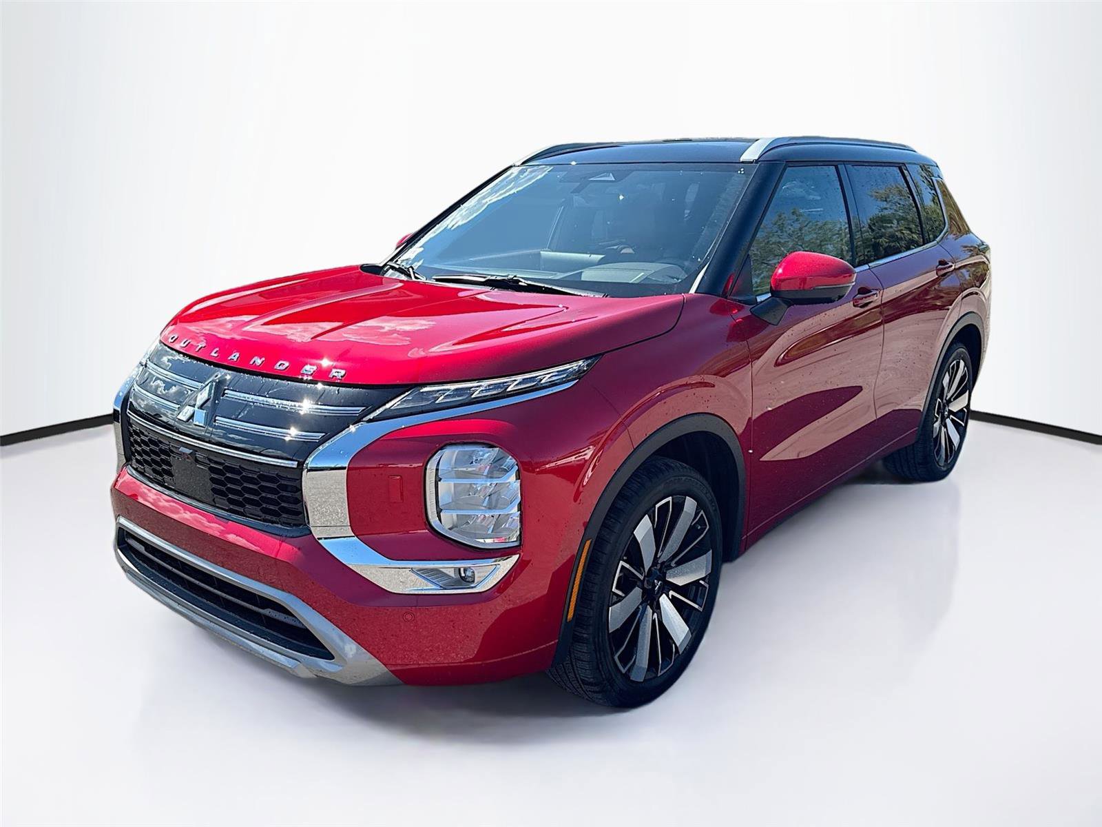 New 2025 Mitsubishi Outlander SEL image 3