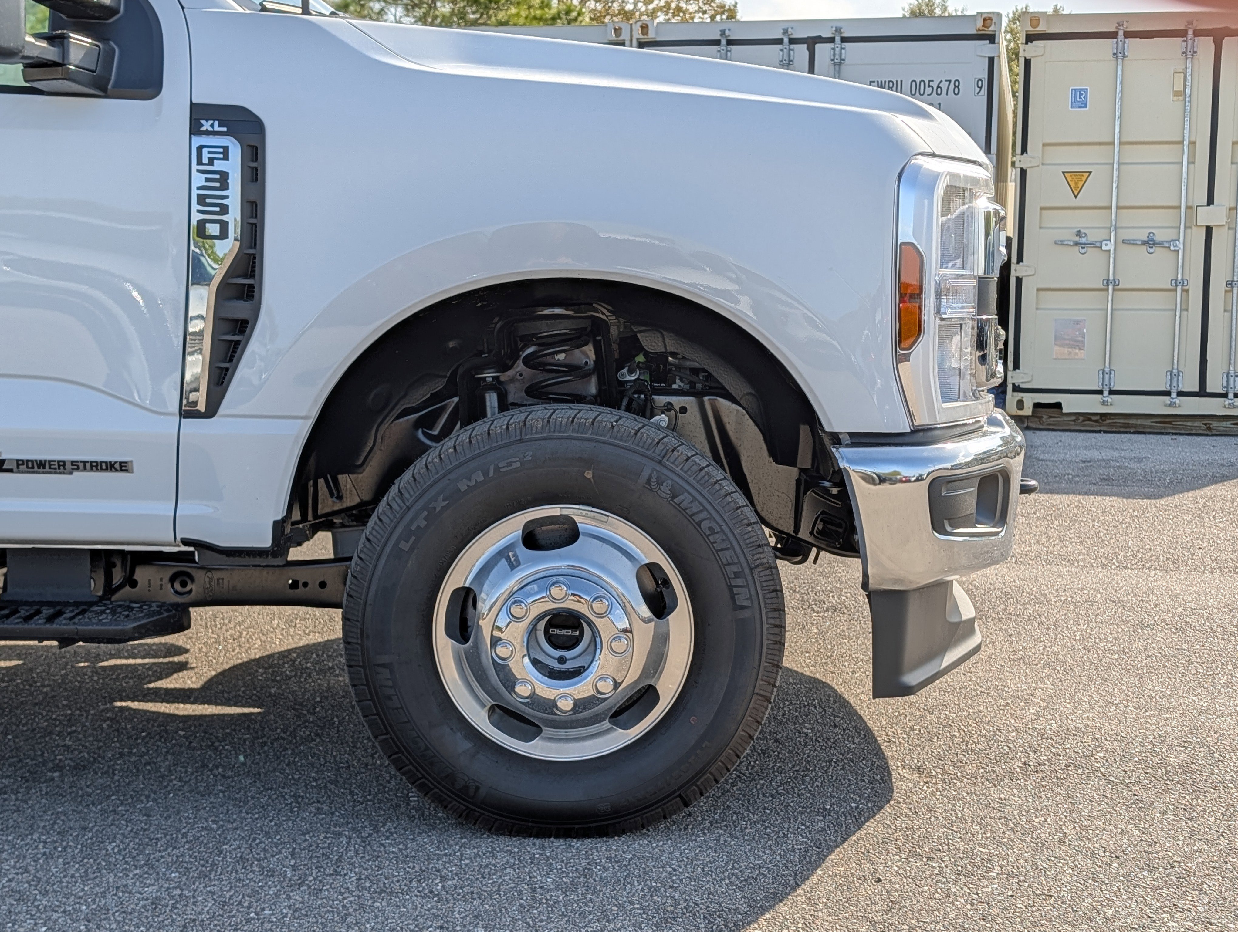 New 2026 Ford F350 XL w/ XL Chrome Package AWD/4WD image 12