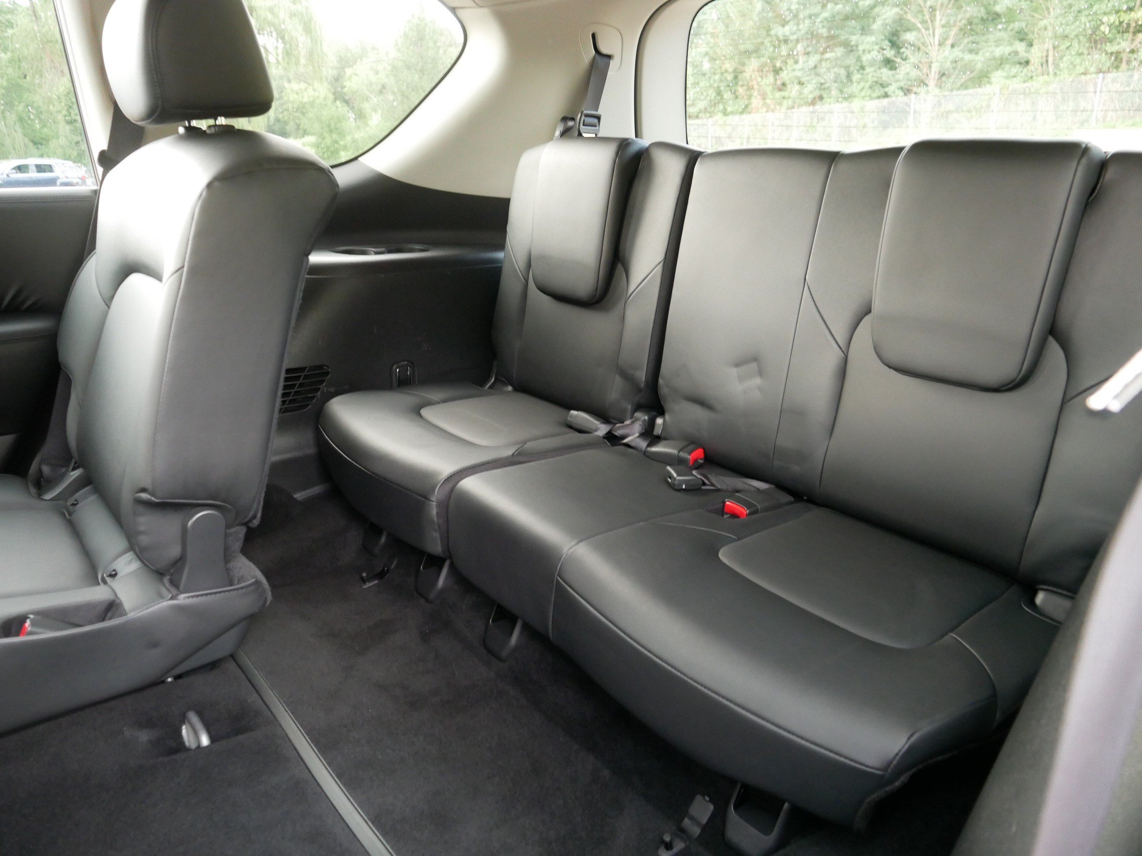Certified 2024 Nissan Armada SV w/ Cargo Package AWD/4WD image 36