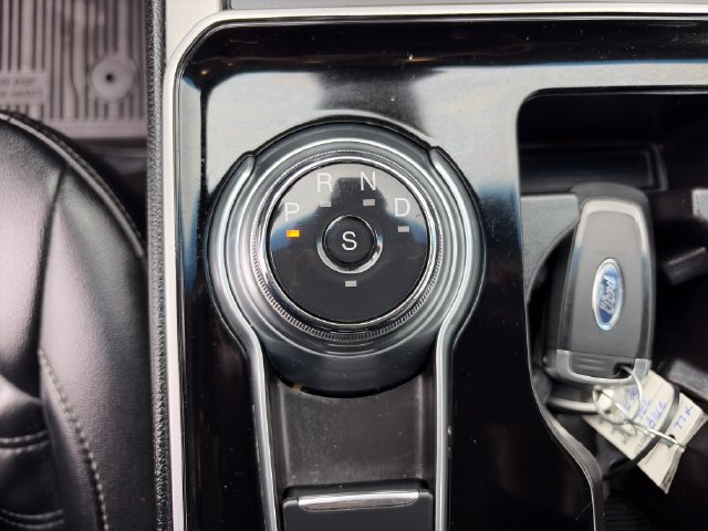 Used 2019 Ford Edge SEL w/ Equipment Group 201A AWD/4WD image 36