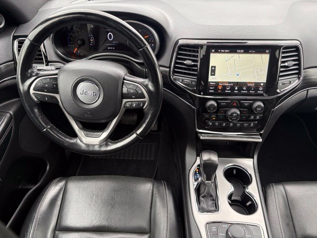 Used 2021 Jeep Grand Cherokee Limited AWD/4WD image 3