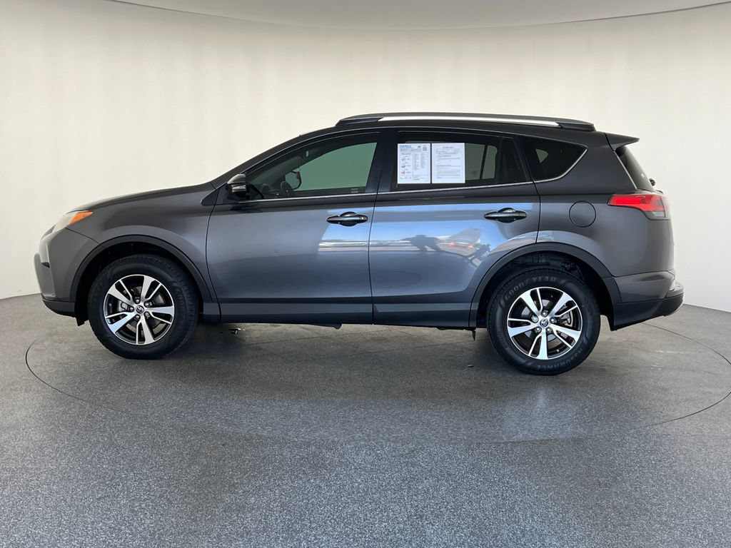Used 2018 Toyota RAV4 XLE FWD image 7