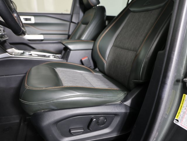 Used 2022 Ford Explorer Timberline image 11