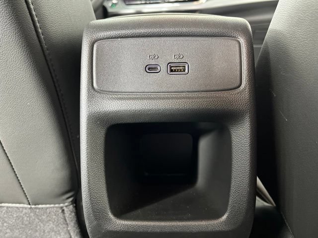 Used 2024 Chevrolet Trax LT w/ Driver Confidence Package FWD image 43