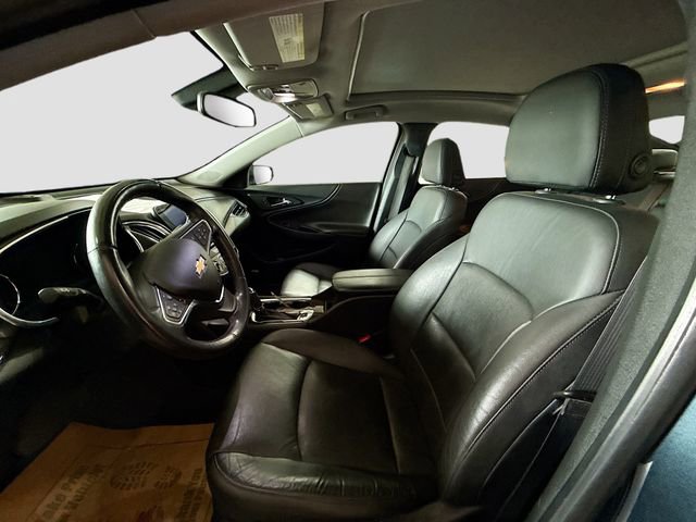 Used 2019 Chevrolet Malibu Premier w/ Sun and Wheel Package image 23