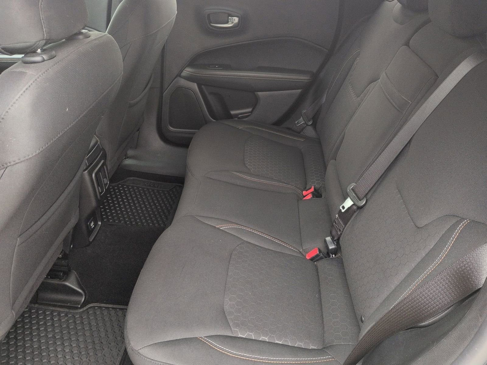 Used 2018 Jeep Compass Sport w/ Cold Weather Group image 23