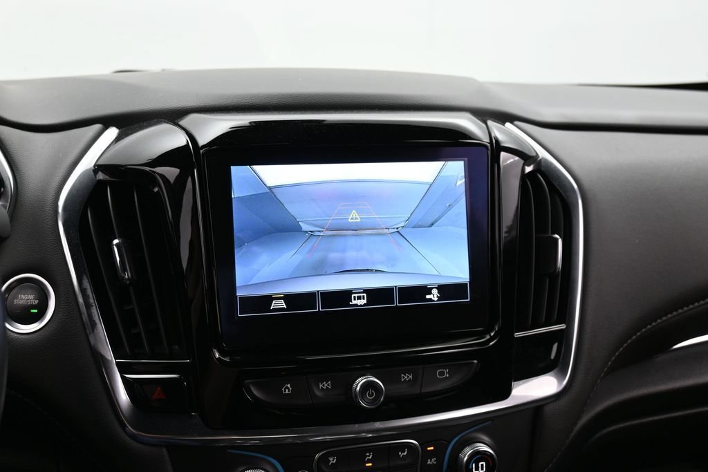 Used 2023 Chevrolet Traverse LT AWD/4WD image 47