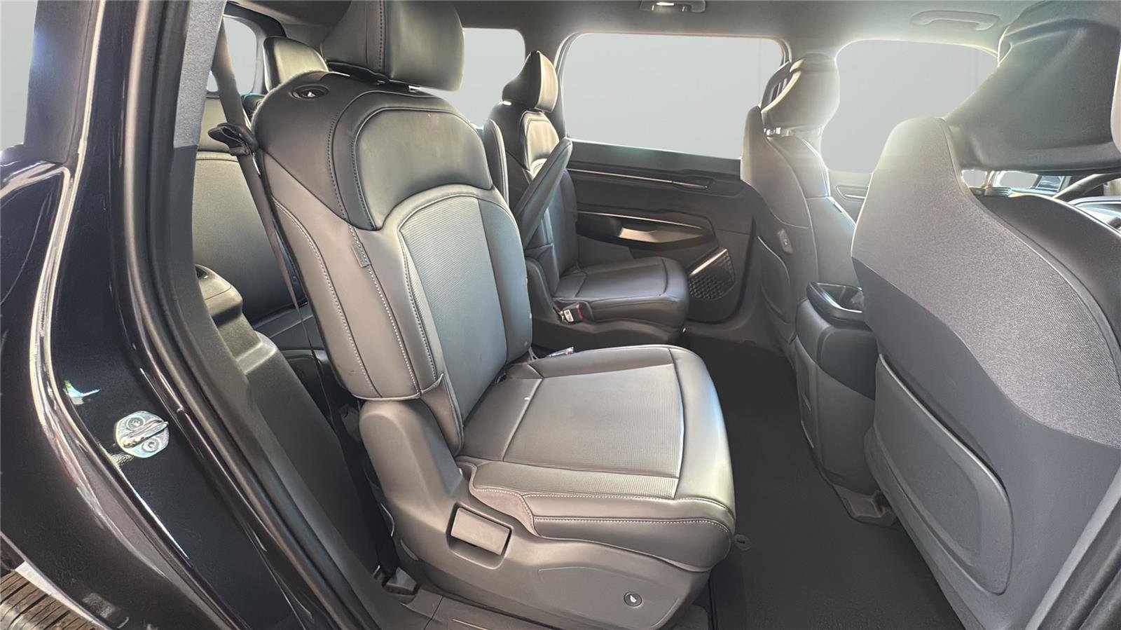 New 2026 Kia EV9 Light RWD image 15