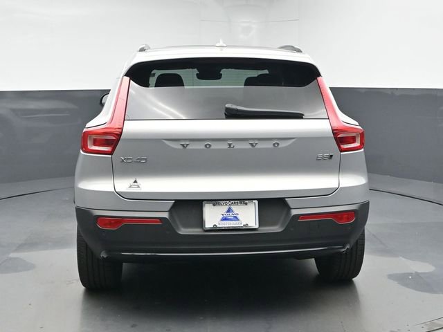 Used 2024 Volvo XC40 B5 Plus w/ Protection Package Premier image 7