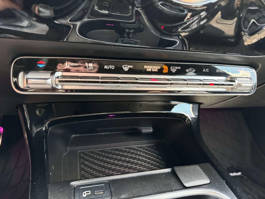 Used 2022 Mercedes-Benz CLA 250 4MATIC image 22