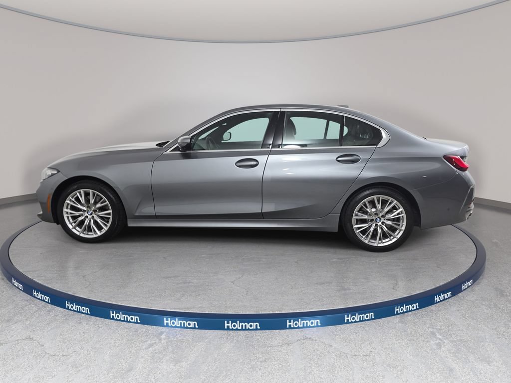 Used 2024 BMW 330i xDrive Sedan w/ Premium Package AWD/4WD image 9